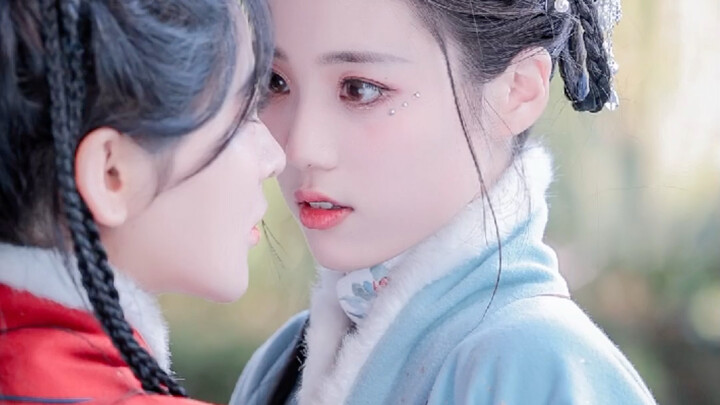 Flirting with other girls in front of his wife 【Yang Yimo】