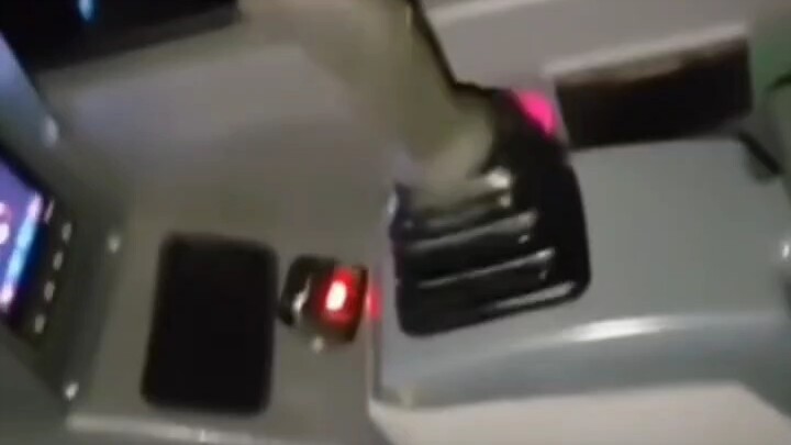 ทำยังไงดี? พี่น้องทั้งหลายออนไลน์รออยู่ รีบมากเลย