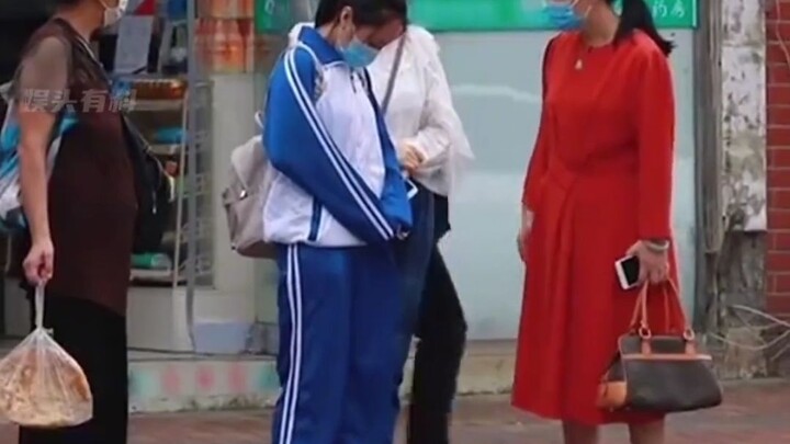 อีกฝ่ายปฏิเสธการอบรมด้วยวิธีดูถูกแบบจีนของคุณ แล้วตบหน้าคุณตอบกลับ