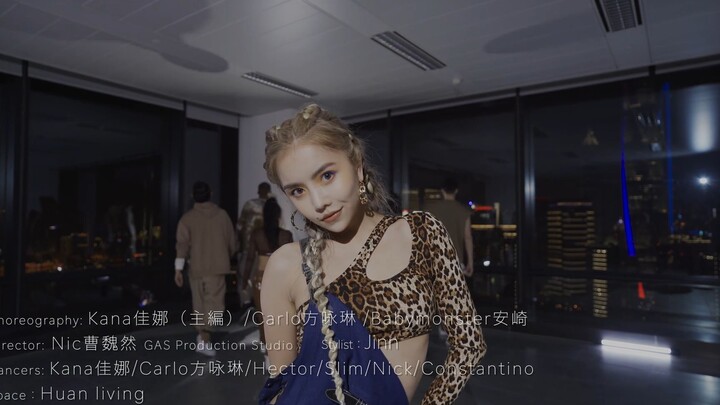 What is an ACE! This is true all-around vocal and dance talent! Yea’s dance-version MV—Anqi will kee