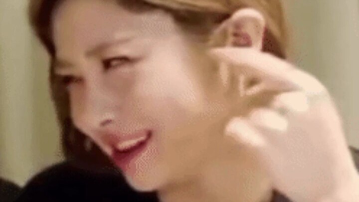 Papa Gorilla & Mama Gorilla: If it’s yours, go show it off!