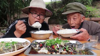 Steamed Catfish with Fermented Black Soybeans