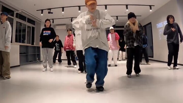 ฮิปฮอปจะหลีกหนีจากจังหวะดนตรีไฮเอนด์แบบเก่าได้อย่างไร?