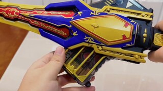 Bạn có tự động hút thẻ trong những ngày đầu? ! Màn hình chơi trò chơi Kamen Rider Sword DX Heavy Awa