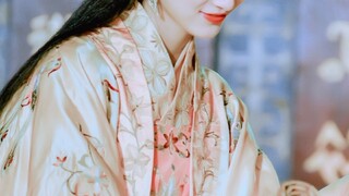 Ngày nay, rất ít phim truyền hình dám sử dụng diễn viên đẹp trai như vậy vào vai phụ! !