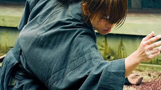 Kenshin: Khi tôi nghiêm túc, Sakabatou của tôi, các anh đỡ nổi không?