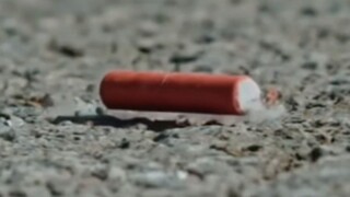 慢速摔炮爆炸的画面