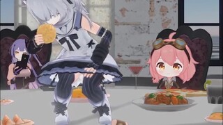General Dong stood at attention
