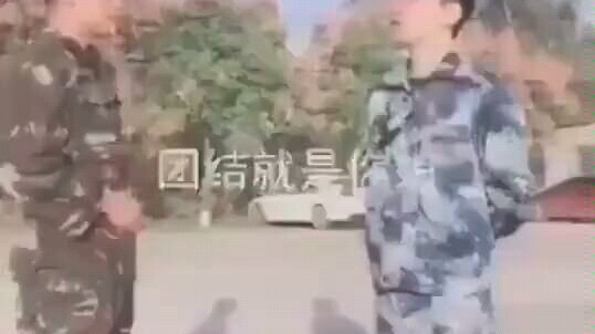 ผู้ฝึกสอนคนนี้คงจะหมดแรงแล้ว ←_←