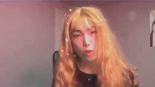 I’m Lao Gan Ma—no way you’ll be able to poop properly!