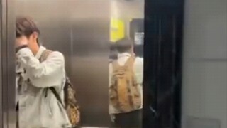 “吓的哥都变小女孩了，你也妹说用下头还是脚头啊~”