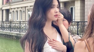 Ngành giải trí trong nước không thể thiếu những hình ảnh trực tiếp của Bạch Lộ