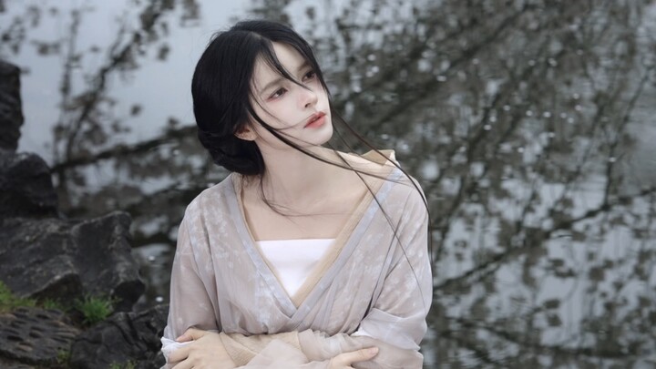 “People are used to carrying a million thoughts but holding back what they really want to say.” It’s