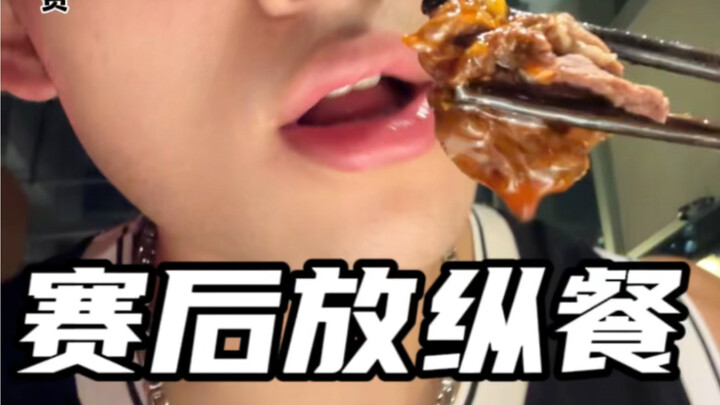 Vừa thi xong, ăn bữa thả ga thì sướng thật, chẳng có tí áp lực nào. Nhưng nhìn cân nặng sau khi ăn x