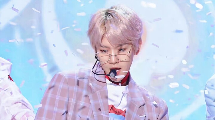 4K วันดอกไม้ “ฉันขอเป็นแฟนเธอได้ไหม?” EXO-CBX