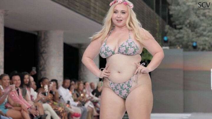 🔥 WOW! Niki Curve Model Stunning Swimwear Runway Walk | Fashion Week 2026 #shorts