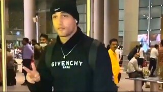 🔥 Asim Riaz 🥰 Jeene De  Song Awesome 💪 Spotted At Airport ✈️