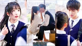 Gadis yang diganggu menjinakkan pria paling tampan di sekolah, lalu disayang tanpa henti！