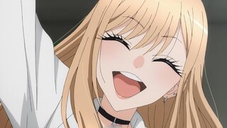 Kitagawa: "Suamiku, aku hanya makan 100 juta poin. Jangan takut."