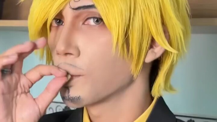 COSPLAY SANJI MASAK NASI GORENG LEZAT