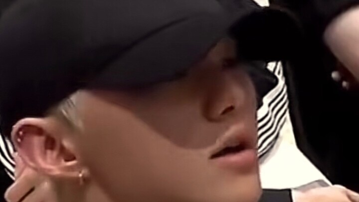 【Kwon Soon-young Hoshi】Uy nghiêm của Thủ trưởng Kwon