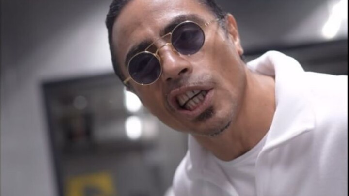 Abstract Vegetable Washing