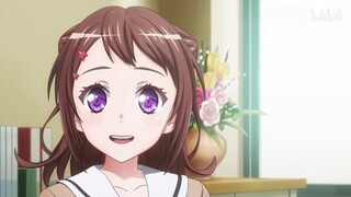 Toyama Kasumi randomly presses the remote control