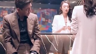 كيف يلعب المخرج دور البلطجي