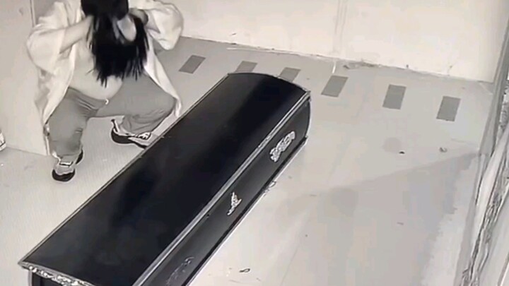 当我去鬼屋当npc