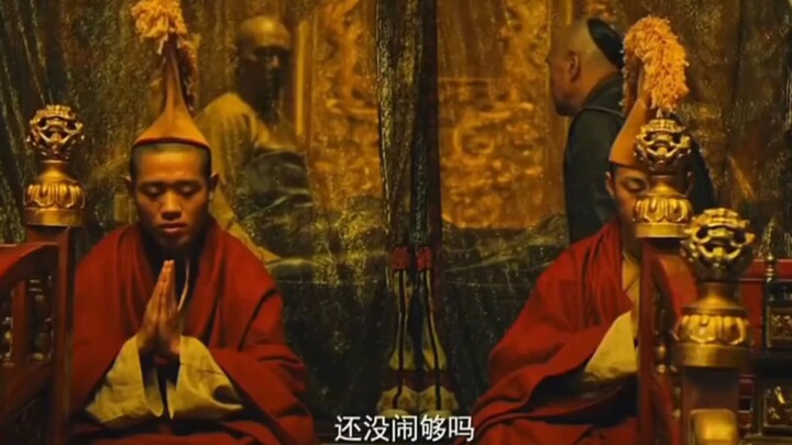 Menyerahkan takhta kepada Putra Keempat