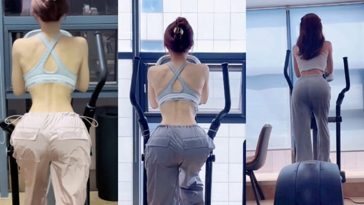 Setiap hari harus bersepeda lama banget. Punggung indah seperti ini kelihatan bagus nggak? Kamu suka