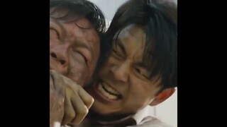 no zombie movie can beat Train to Busan | #kmovie #traintobusan #zombiemovie #gongyoo #choiwooshik