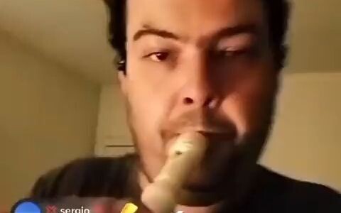 [Repost] Out-of-this-world foreigner plays “Freedom Dive” on recorder