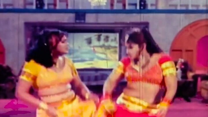 Moyuri | Andrew Kishore | Baby Naznin | Bangla Movie Songs 16