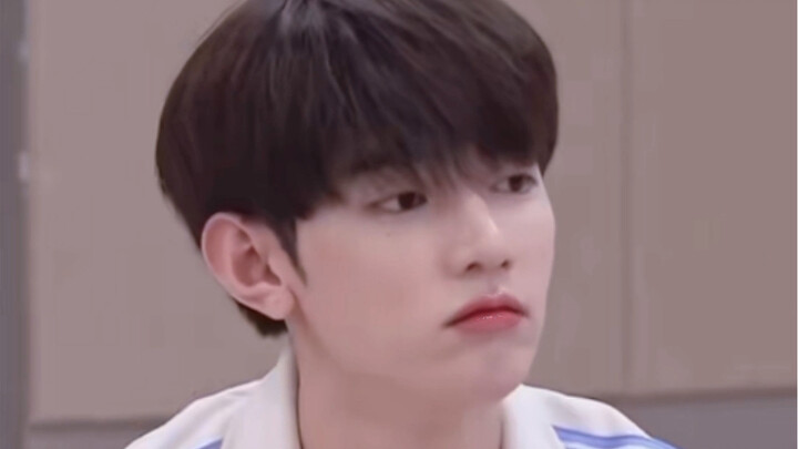 ลูกบัวลอยน่ารักๆ ลูกหนึ่ง