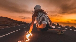 "غروب الشمس جميل جدًا، ما السبب الذي يجعلني أرسله إليك؟"
