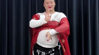 听说今天晚上有红色的月亮，可以帮我p一个上去吗？蟹蟹