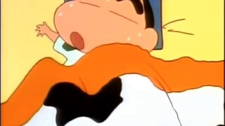 [Crayon Shin-chan clip] Mùa hè chỉ có một chiếc quạt điện thì thật là đau đớn