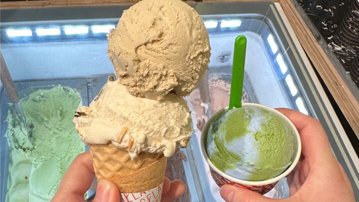 آيس كريم جيلاتو من الشارع! 38 للعلبة! آيس كريم الأرض… وأيضًا بنكهة المعكرونة الممزوجة بزيت البصل!