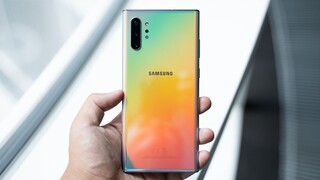 搞机零距离：三星Note10+上手 后盖自带特效就问你怕不怕