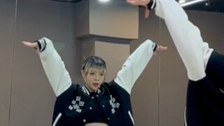 JENNIE & Doechii-ExtraL | JENNIE ini keren sekali!!