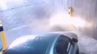 他如果死了，一定是蠢死的
