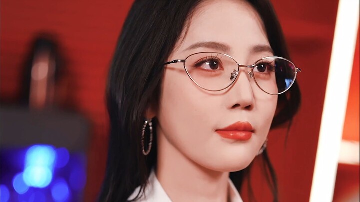 “Like is about finding an equal opponent, but love means willingly admitting defeat. Li Wanzheng, I’