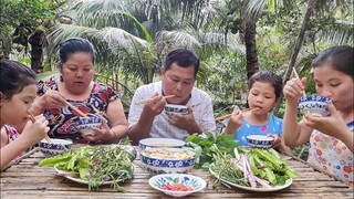 Trời Đang Mưa Làm Nồi Mắm Kho Ăn Cơm Lấy No| TKQ & Family T767