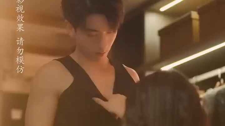 นักข่าวสาว ขอสถานะหัวใจสักครั้ง