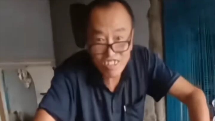 วุ่นวาย วุ่นวาย วุ่นวาย วุ่นวาย วุ่นวาย ไม่ดี ฉันลี่ลี่ วุ่นวาย