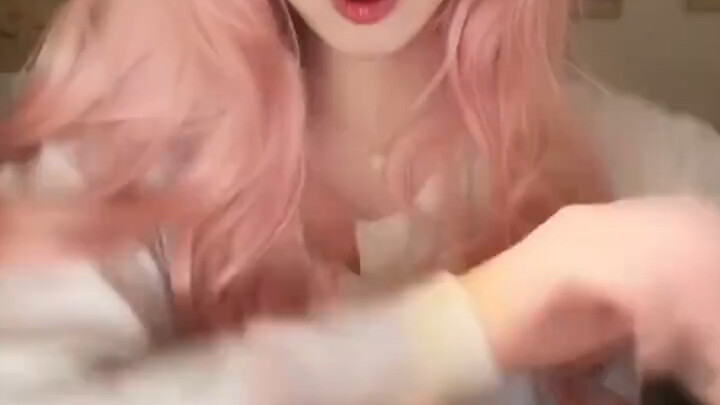 بدء إزالة الأظافر