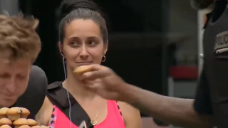 รวมคลิปแกล้งคน EP 347 ชวนตำรวจกินขนม🤣🤣