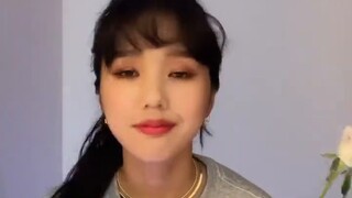 Tuan Mi sangat menyukai hidangan penutup! Beri tanda pada kelompok hidangan penutup! Jika Anda menyu