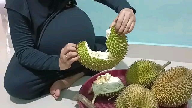 drama parodi hamil makan durian